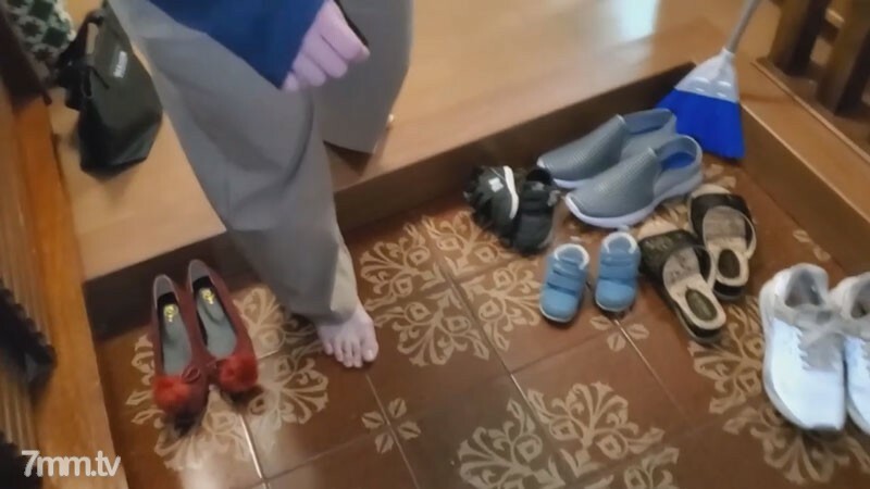 家访【个人】杀了奶奶背后的颤抖的声音看著孩子和阴道精液连续射向两个人...
