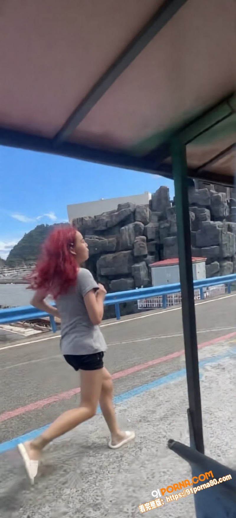 温州瑞安吾悦广场 红发女...（6）